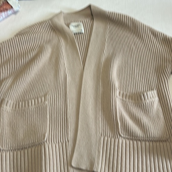 AF Cardigan - Picture 1 of 4